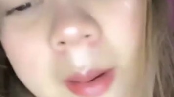 Mahasiswi Cantik Pirang Show Remas Toket