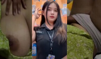 VCS Mbak Mbak SPG Counter HP Baju Hijau Remas Toketnya