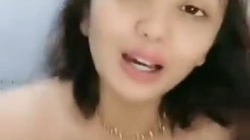 Centil Banget Jadi Pengen Nyomot Nenennya