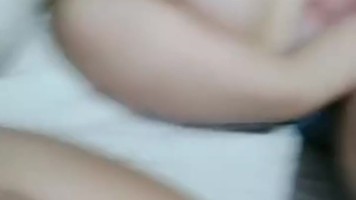 Dua Lonte Ngangkang Siap Dientot Sampe Crot 13 Menit