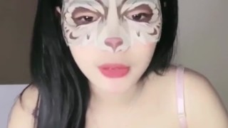 Calon Panutan Ebot Belajar Ngulek Host Cakep Mango